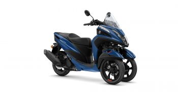 2022-Yamaha-MW125-EU-Petrol_Blue-Studio-001-03