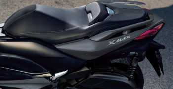 2022-Yamaha-XMAX125-EU-Detail-007-03