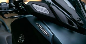 2023-Yamaha-XMAX300ASP-EU-Detail-006-03_Tablet